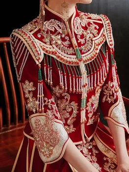 Nádherné Čínsky Štýl, Velúrové Svadobné Šaty Elegantné Mandarin Golier Manželstva Flitrami Lištovanie Strapce Cheongsam